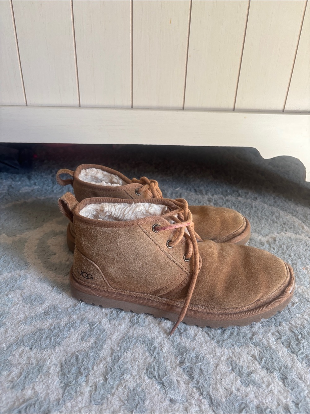 UGG Chestnut Brown Suede Shearling Chukka